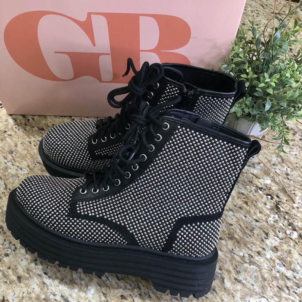 Gianni Bini Silver Studded Non-Stop Chunky Platform Black Boots 9.5 wore once
